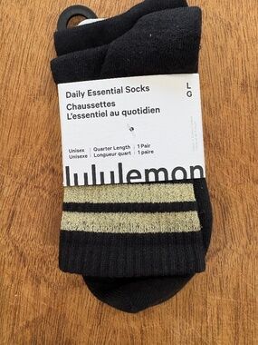 Lululemon daily essential quarter socks Black/gold